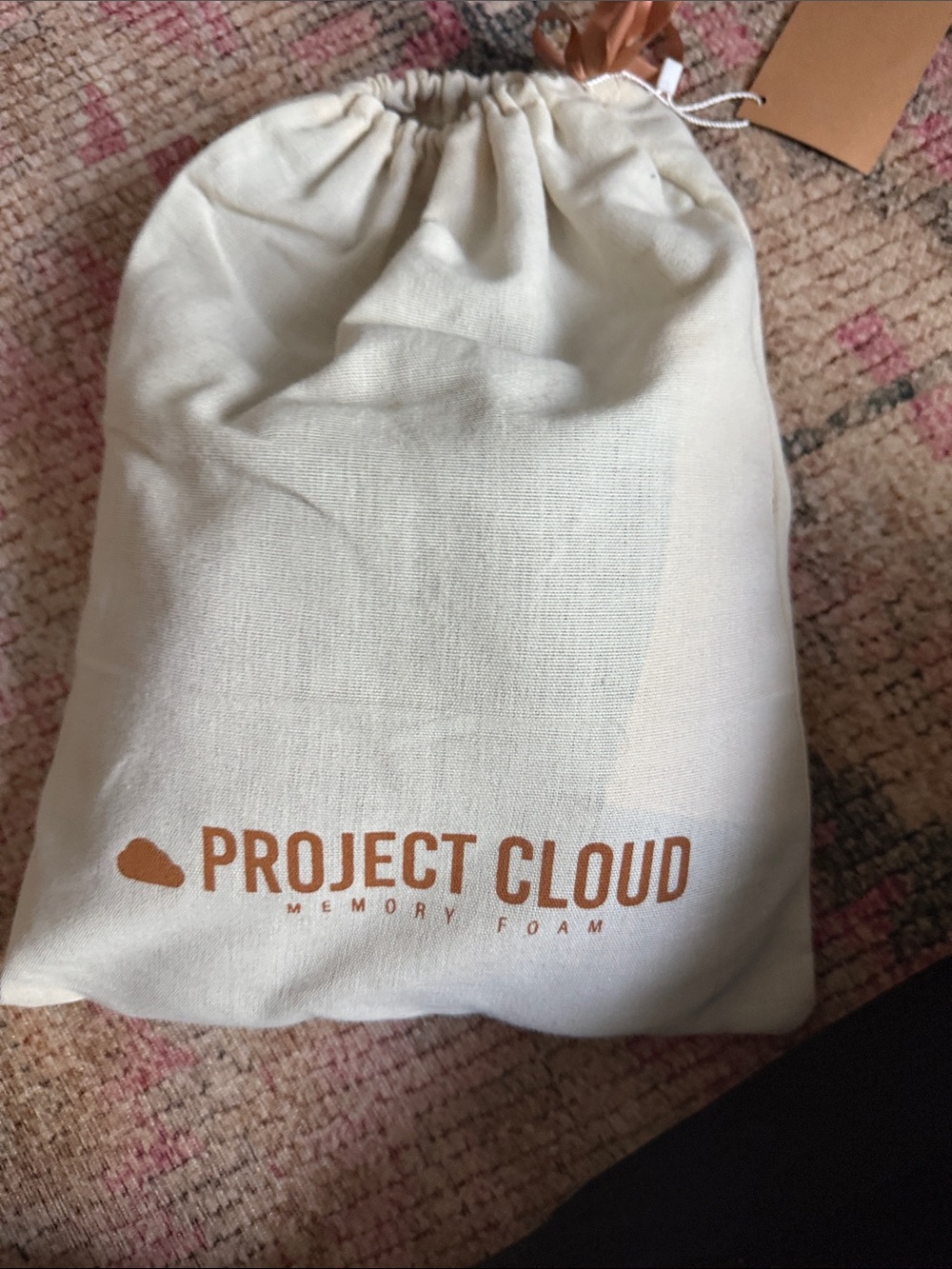Project Cloud Slippers in Black - Picture 2 of 4